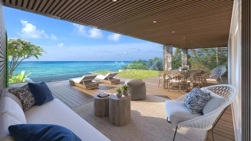 BALACLAVA: Seafront Penthouse with stunning view