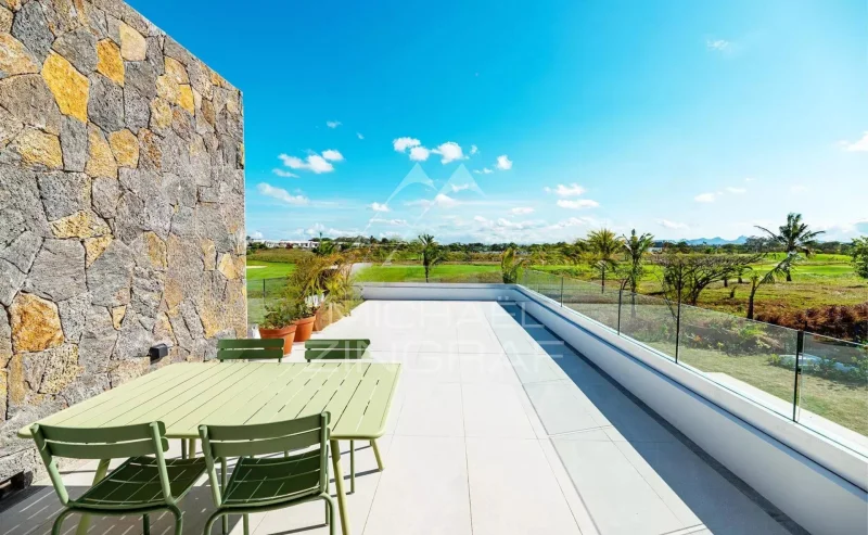 Villa moderne avec Vue sur le Golf