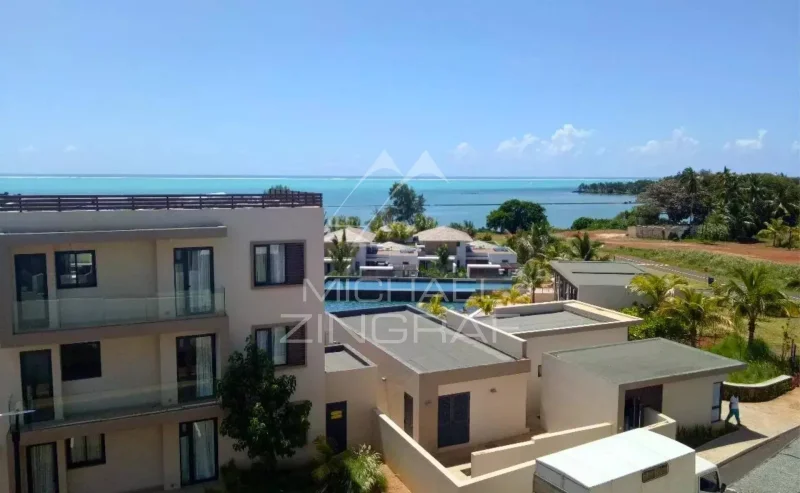 Superbe penthouse avec vue panoramique sur la mer