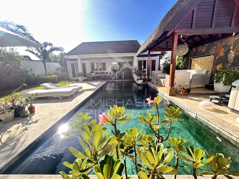Villa located in a secure residence in Grand Baie