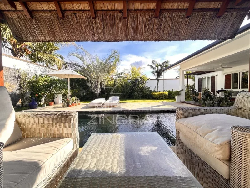 Villa located in a secure residence in Grand Baie