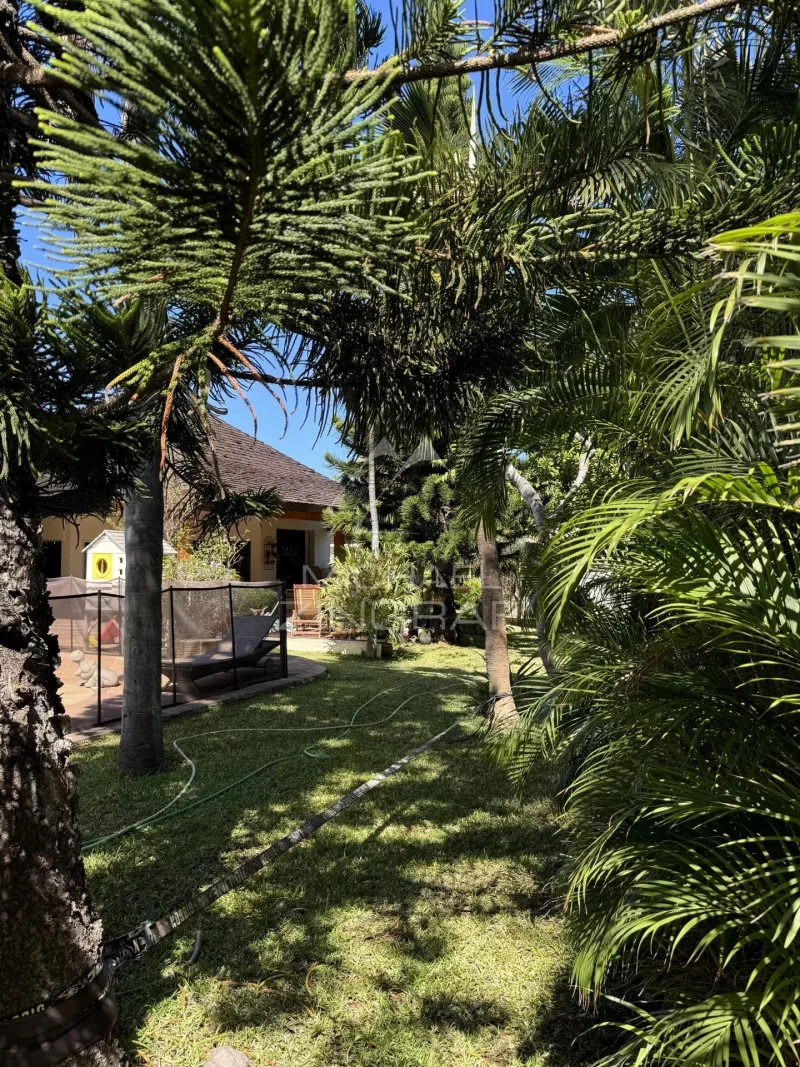 Villa d’Exception dans un Lotissement Sécurisé à Saint-Gilles-les-Bains