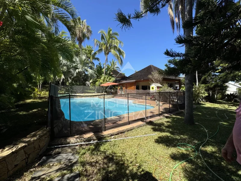 Villa d’Exception dans un Lotissement Sécurisé à Saint-Gilles-les-Bains